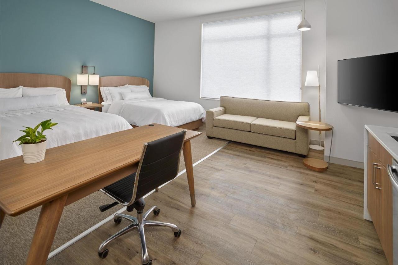 Element Edmonton West Hotel Екстериор снимка